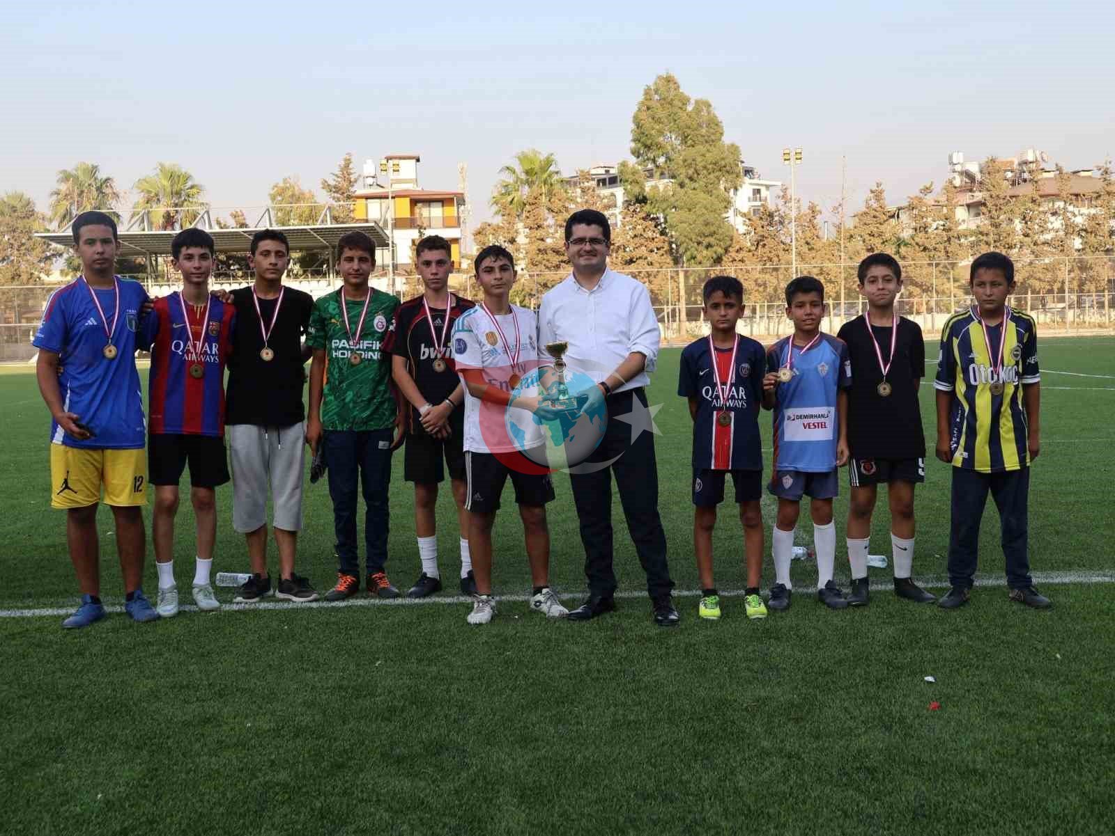 Arsuz'da Yaz Kur'an Kursu Öğrencileri Yeşil Sahada Buluştu: Şampiyon Belli Oldu!