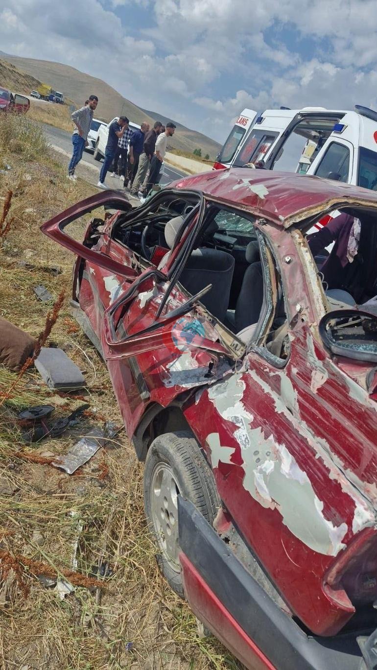 Erzurum’da düğün konvoyu hafriyat kamyonuyla çarpıştı: 2 ölü, 4 yaralı
