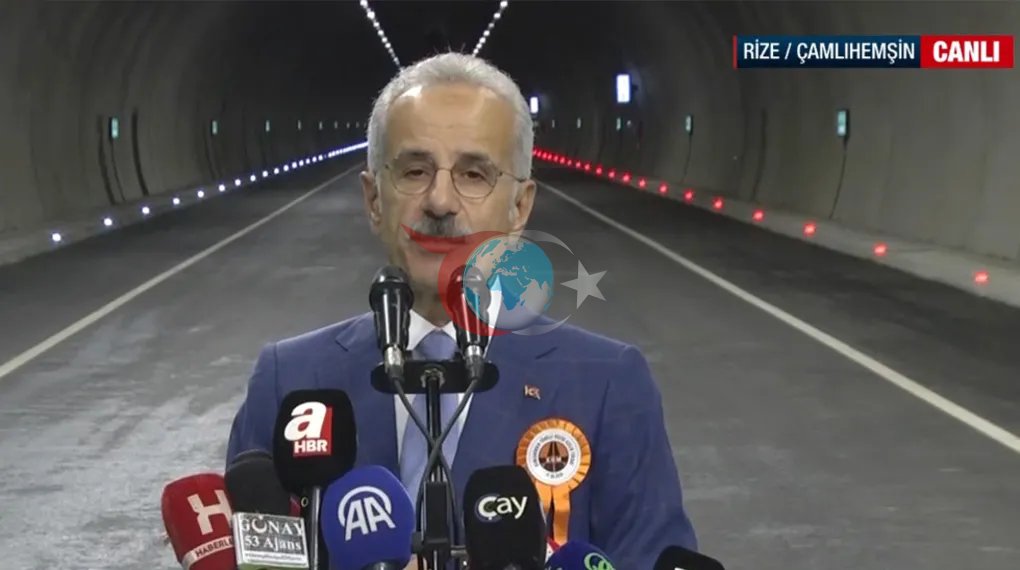 Nazir Uraloğlu Çamlıhemşin Tunelinin açılış mərasimində çıxış etdi