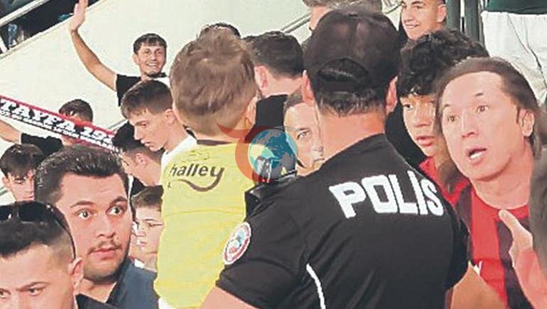 Son xəbər... Balaca Fənərbaxçalı azarkeşi formasını çıxartdıran Şenel Akdemir ilk dəfə sinifdə danışdı