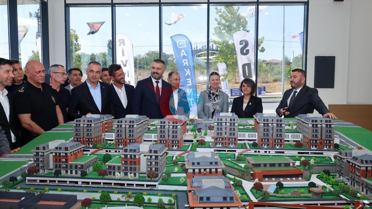 17 Avqust ildönümündə İstanbulda Nəhəng Şəhər Çevrilmə Hərəkatı: 1 Milyonuncu Evə Ulaşdı
