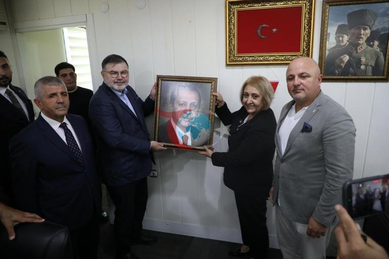 Menderes Belediyesinde devir- teslim töreni
