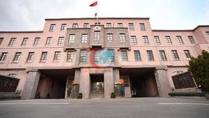 Son dakika...İsrailin Suriye saldırısı MSB: Ebu Ez-Zuhur hava üssünde Türk askeri bulunmuyordu