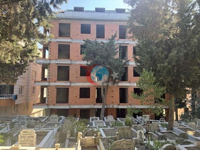 İstanbulda mezarlık manzaralı sıfır daireler Burada oturmak yürek ister