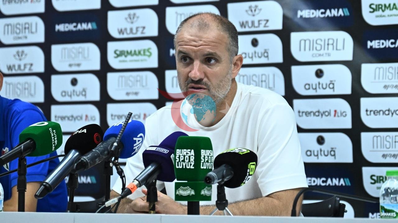 Bursaspor Teknik Direktörü Mustafa Er'den Hakeme Sert Tepki: "Eyyamcılık Yaptı!"