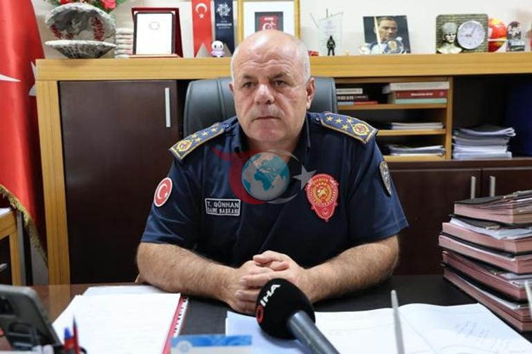 8 milyonluk lüks araç yolda alev alev yandı 12 saat boyunca söndürülemedi