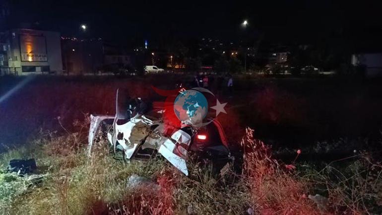 Bursada kontrolden çıkan otomobil araziye savrulup takla attı