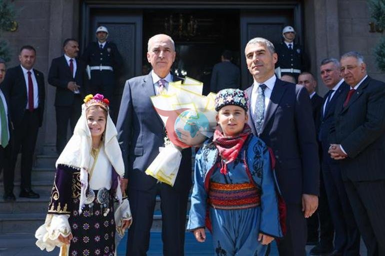 TBMM Başkanı Kurtulmuş, Afyonkarahisarda Valiliği ve Belediyeyi ziyaret etti