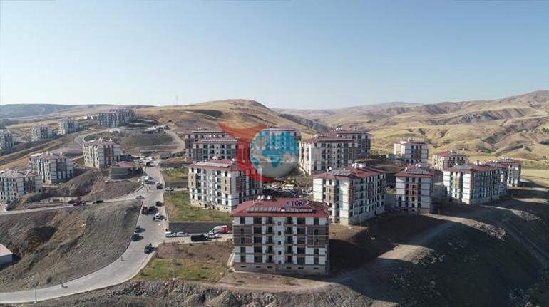 Ahlatda yeni evlərini tapan 371 Ahıska türk ailəsinə şəxsiyyət vəsiqələri təhvil verilib