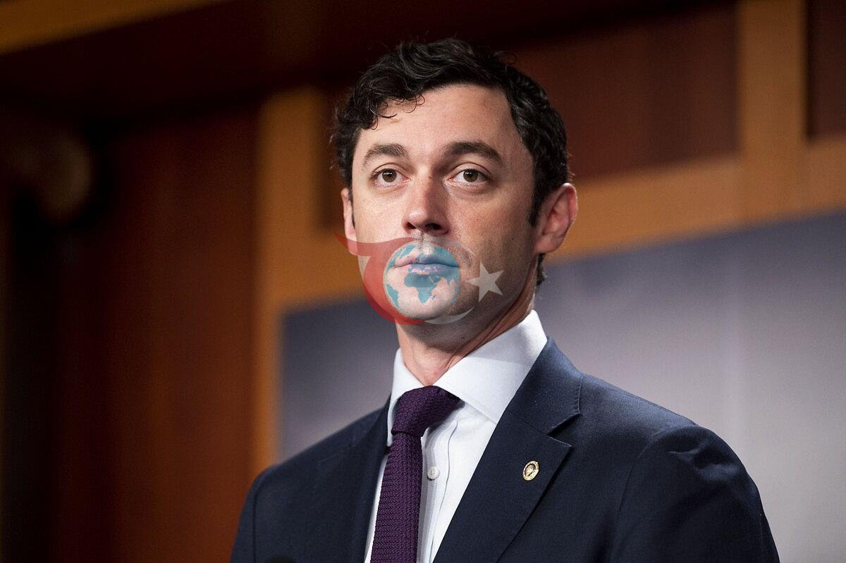 Gürcüstan senatoru Jon Ossoff