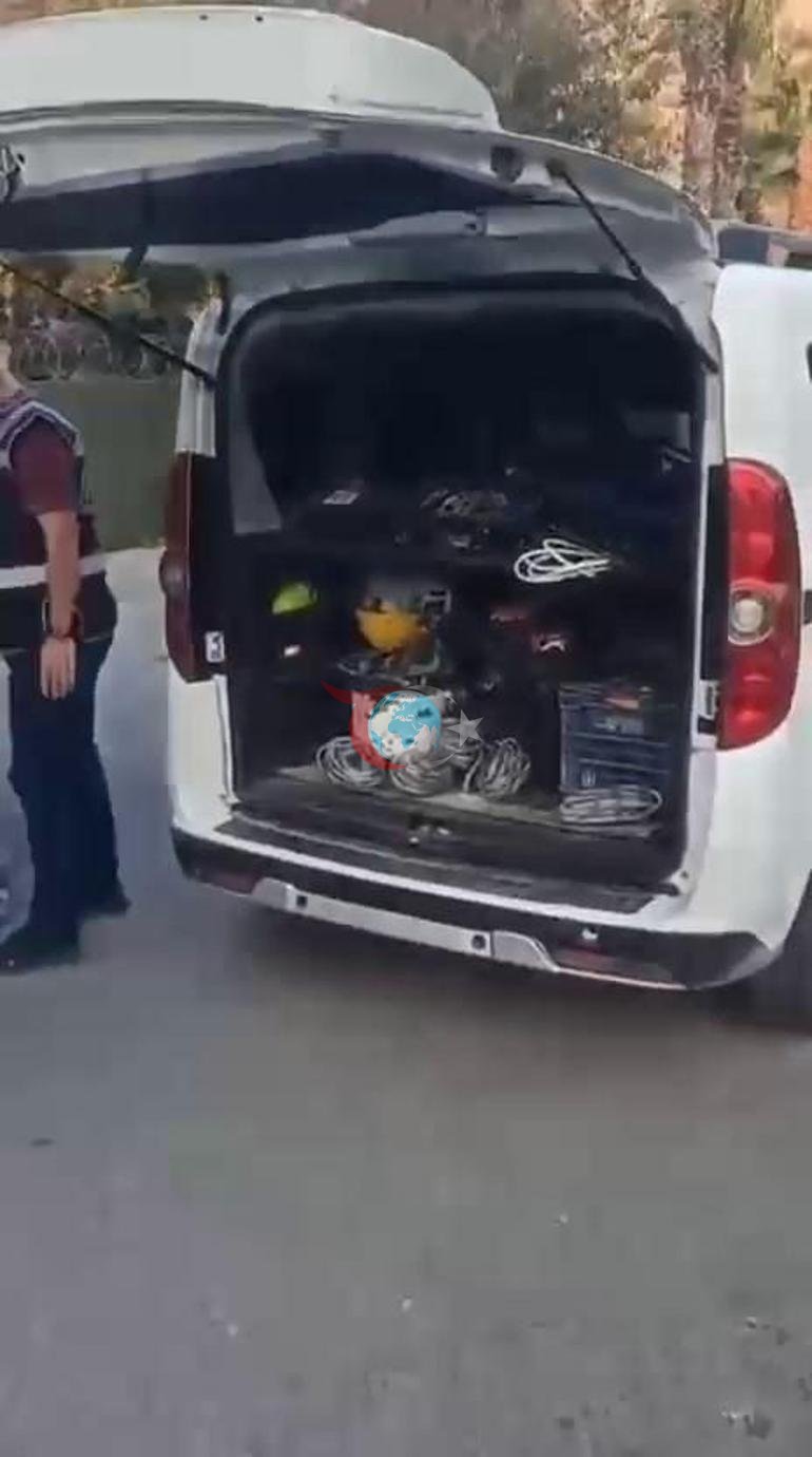 İşçi yeleğini giydi, şantiyeye girdi 300 bin liralık vurgunda suçüstü