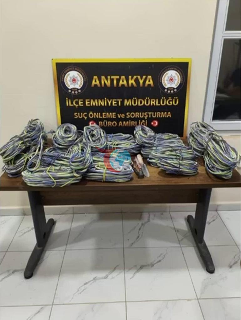 İşçi yeleğini giydi, şantiyeye girdi 300 bin liralık vurgunda suçüstü