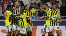 Fenerbahçe'nin Şampiyonlar Ligi zaferi sonrası Halil Özer'den büyük övgü: Lyon’u aciz durumlarda bıraktılar