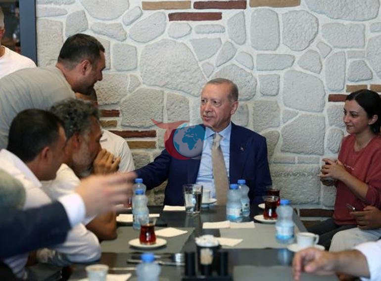 Президент Эрдоган Ченгелкөйдөгү соодагерлерди зыярат кылды
