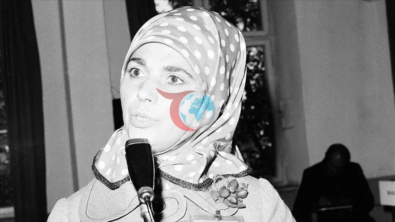 Əminə Ərdoğan Şule Yüksel Şenləri ölümünün 7-ci ildönümündə anıb