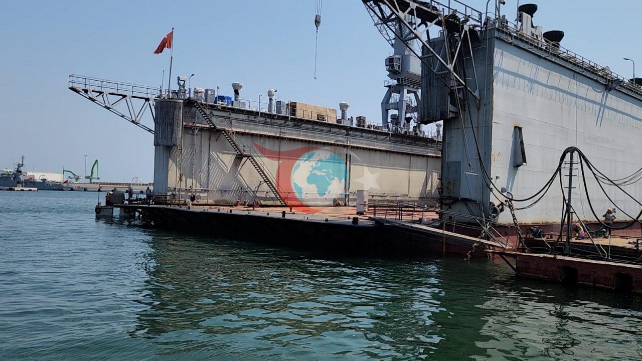 Mersin Tersanesi'nde havuzlama ile bakım onarım yapılabiliyor