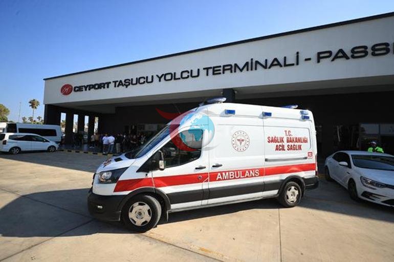 Gemi faciasının ardından kriz masası kuruldu Aileler yolcu terminaline gelmeye başladı