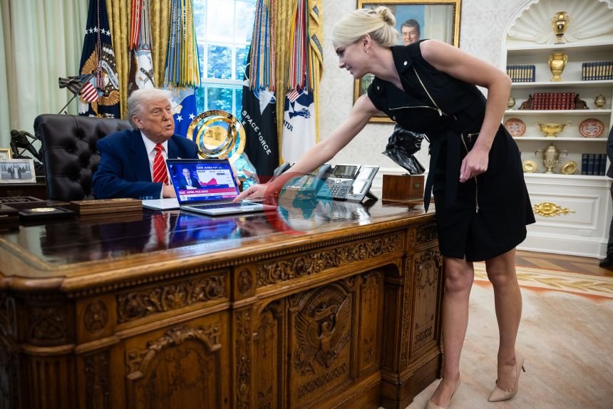 Donald Trump ve Natalie Harp
