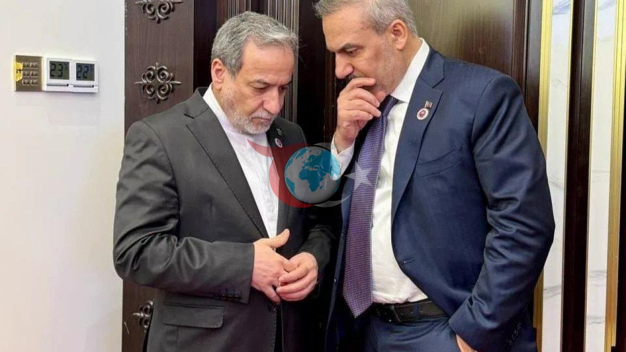 Bişkek'te Sıcak Temas: Hakan Fidan ve Abbas Arakçi ŞİÖ Zirvesinde Buluştu