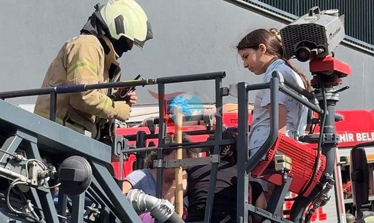 Sarıyerde dehşet Dumanlar binayı sardı, 8 kişi ölümden döndü: Nefes alamadım