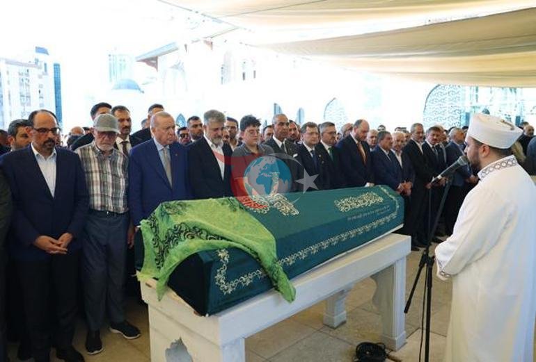 Prezident Ərdoğan Fatma Zehra Önenin dəfn mərasimində iştirak etdi