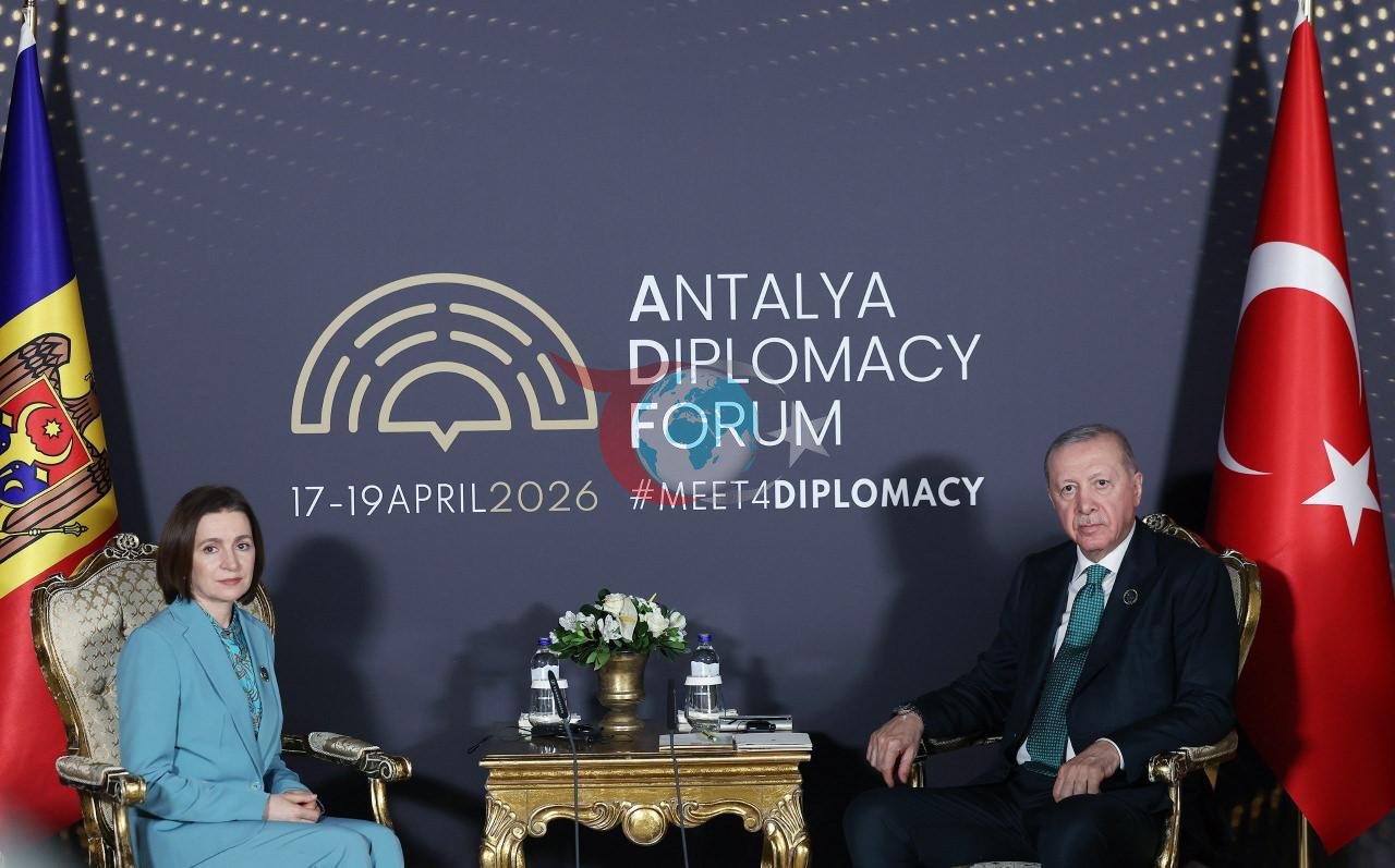 Prezident Rejep Tayyip Erdo'g'an 17-19 aprel kunlari bo'lib o'tgan Antaliya Diplomatik forumida Moldova Prezidenti Maia Sandu va uning delegatsiyasini qabul qildi.