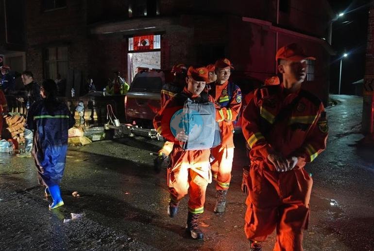 Çin’de heyelan: 3 ölü, 9 kayıp
