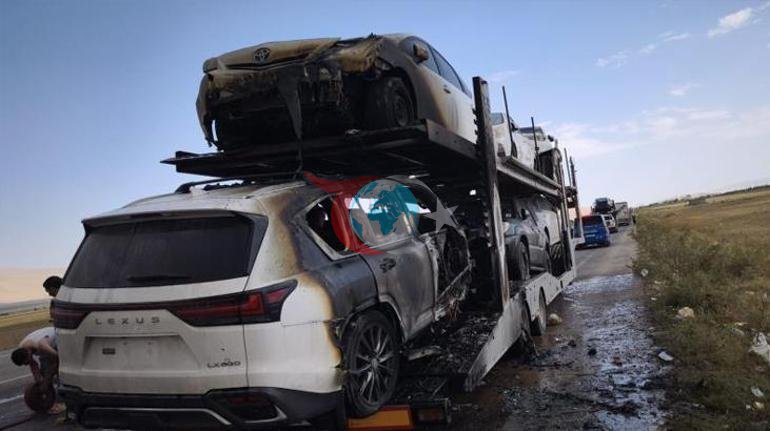 Lüks araçları taşıyordu Bir anda alevlere teslim oldu
