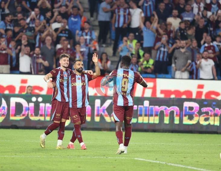 Ernest Muçi takımının skor yükünü üstlenmeye devam ediyor