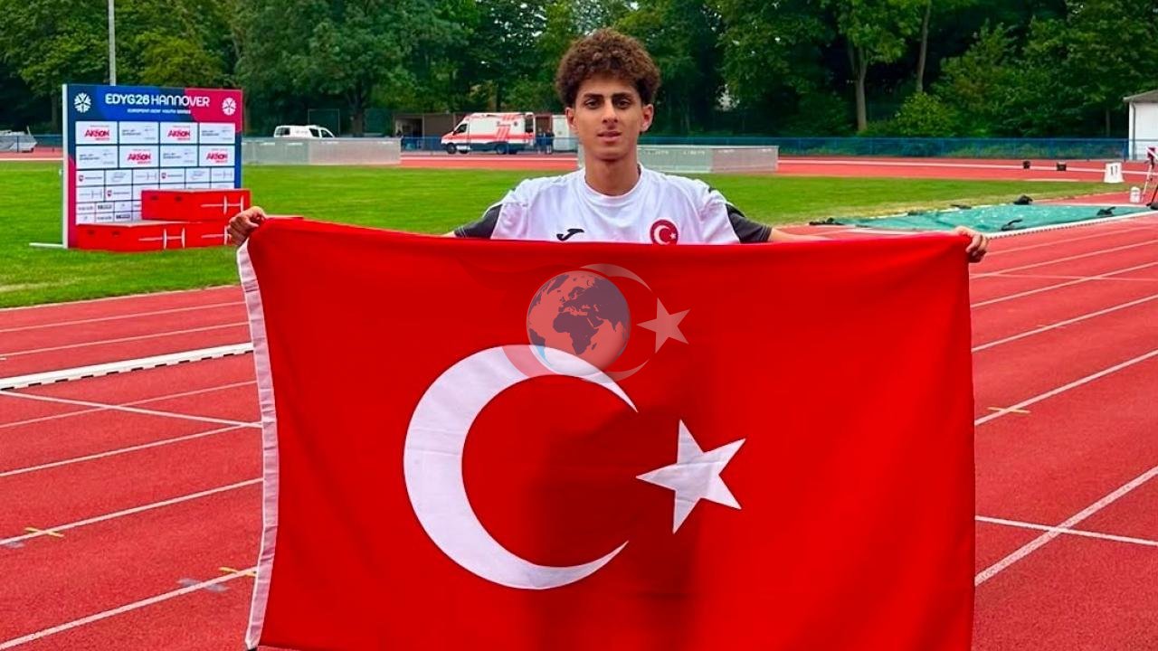 18 Yaşında Zirveye Koştu: Ümraniyeli Mustafa Abacıoğlu Avrupa Şampiyonu!