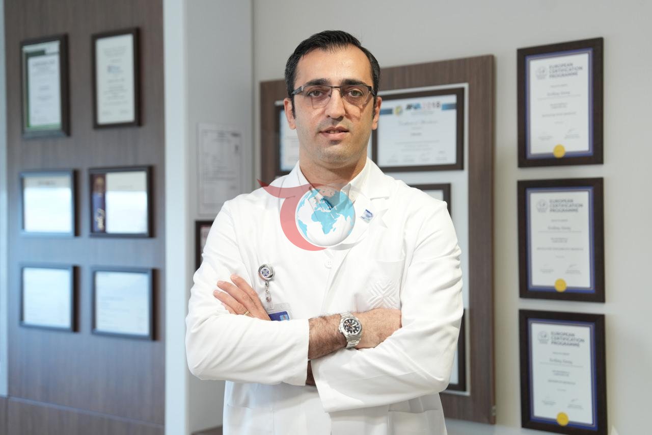 Ortopedi ve Travmatoloji Uzmanı Doç. Dr. Erdinç Genç