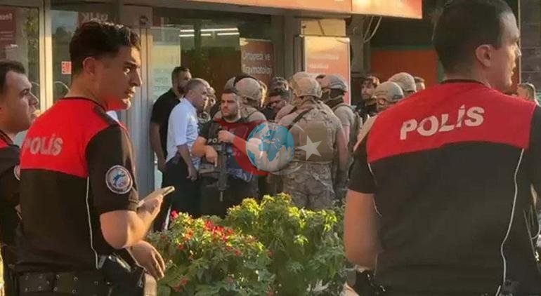 İzmirde 5 banka çalışanını rehin aldı Saldırganın nedeni şoke etti
