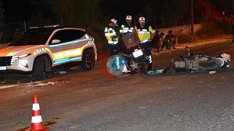 İki motosiklet kafa kafaya çarpıştı Kaza anı kamerada