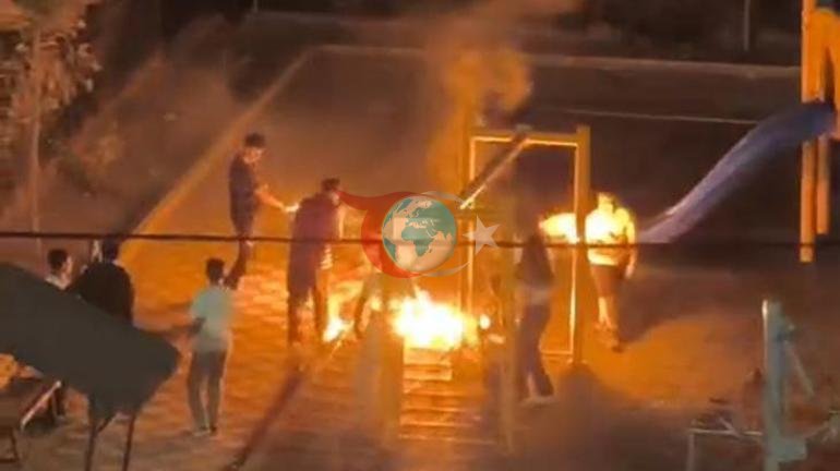Uşaq meydançasında qorxulu sataşma Yanan çubuqlarla terror yaydılar: 3 uşaq sinifdə 