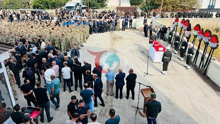 Şehit Ziyar Koparan dualar ve gözyaşlarıyla toprağa verildi
