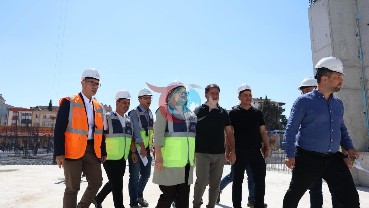 Gaziantep'te Dev Kongre Merkezi Yükseliyor: 4 Bin 120 Kişilik Dev Proje Dünya Standartlarında İnşa Ediliyor