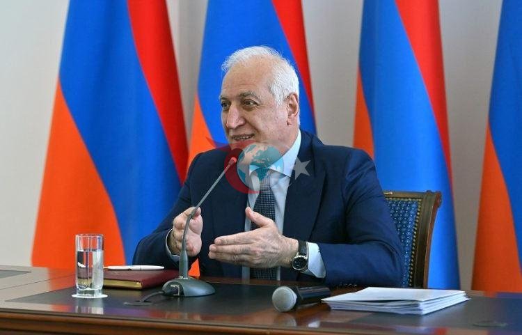 Armaniston Prezidenti Vahagn Xachaturyan