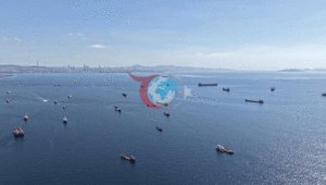 Qara dənizə keçə bilməyən gəmilər Mərmərədə qalaqlandı: Böyük donanma sıxlığı Qara dənizə keçə bilmədi