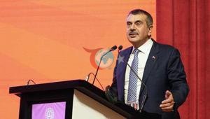 Vazir Tekin: Farzandlarimiz tajriba qilib o'rganishlarini istaymiz