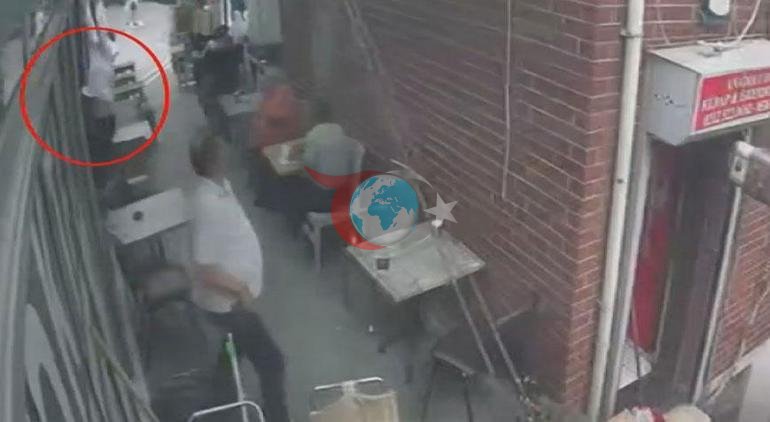 Döviz bürosunda 2 kişi öldü 4 şüpheli pencereden atlayarak kaçtı