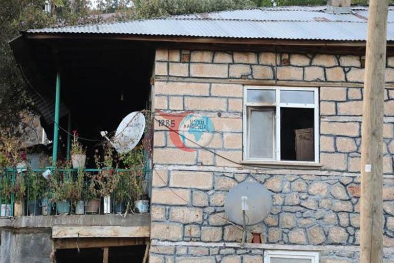 Yangınla ortaya çıkan korkunç sır Yaşlı çiftin öldürüldüğü ev ilk kez görüntülendi