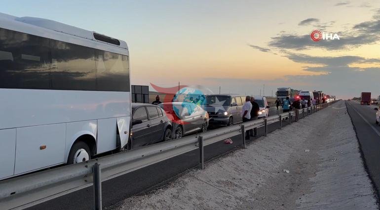 Aksaray-Konya karayolunda zincirleme kaza: Çok sayıda yaralı var