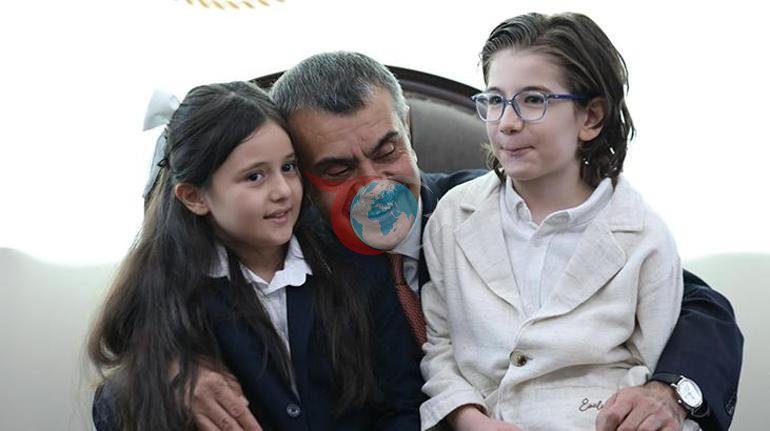 Bakan Tekin, Cumhurbaşkanı Erdoğan ile şarkı söyleyen öğrencileri kabul etti