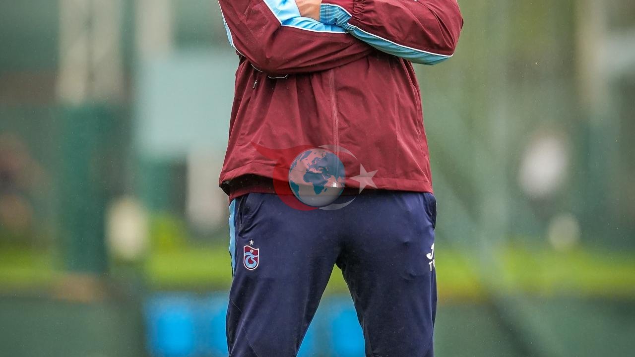 Trabzonspor'da Thomas Reis Dönemi Resmen Başladı: Galatasaray Derbisi Öncesi Birlik Mesajı