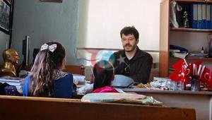 Достор мектепке бир окуучу менен келишти. Окуучулардын саны 2ге жетти