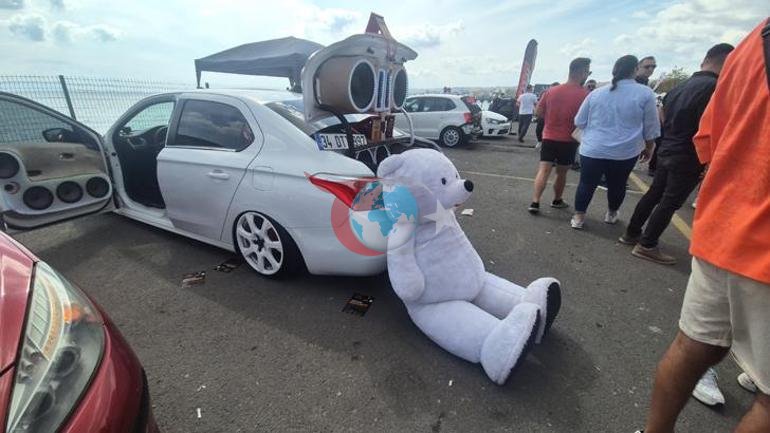 Tekirdağda Drift festivalı nəfəs kəsdi. 120 xüsusi vasitə parketə çıxdı, yeri tüstü basdı.