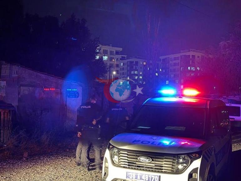 Dehşete düşüren olay 12 yaşındaki çocuk evinde bıçaklı saldırıya uğradı