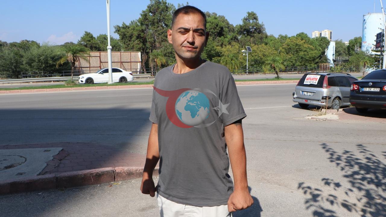 Adana'da Tüp Mide Ameliyatı Sonrası Yaşam Mücadelesi: 157 Kilodan 72 Kiloya Düşen Genç Yardım Bekliyor