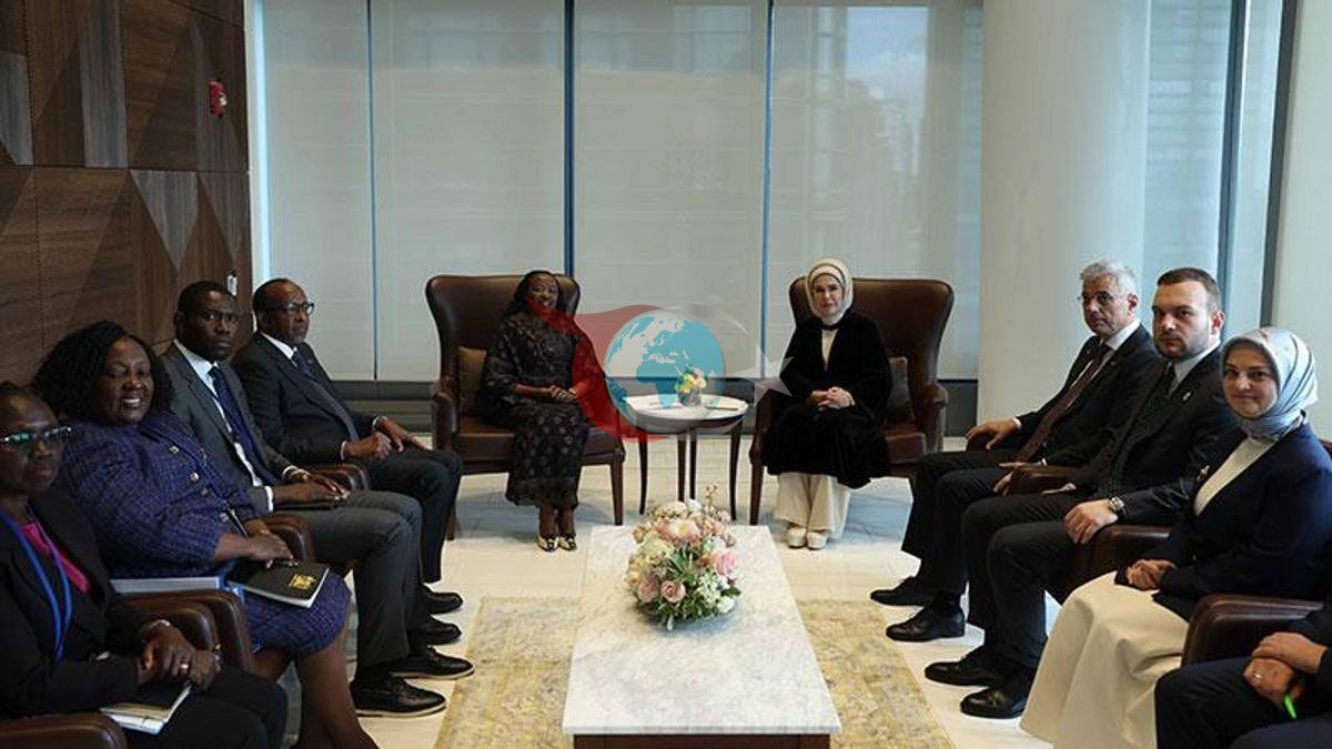 Birinchi xonim Erdog'an Turk uyida Keniyaning birinchi xonimi Rachel Ruto bilan uchrashdi