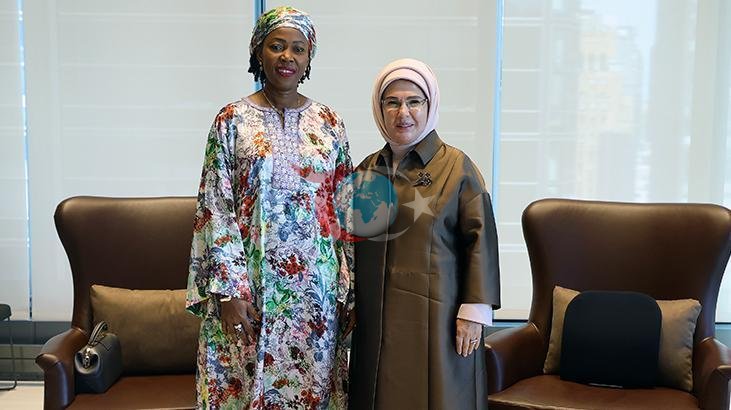 Emine Erdoğan, Sierra Leone Cumhurbaşkanı'nın Eşi Fatima Maada Bio ile Türkevi'nde Bir Araya Geldi